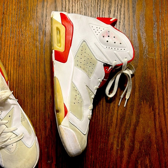 Used like New !!! Air Jordan 6 Retro “Alternate Hare” 12 - Picture 3 of 4